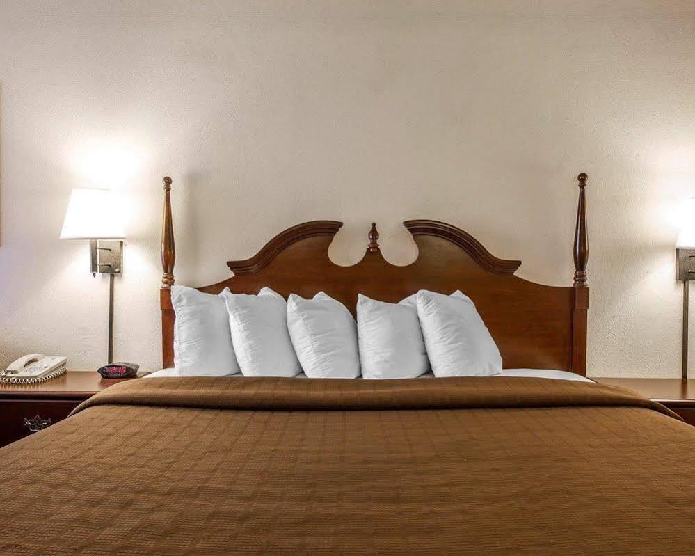 Quality Inn Suwanee I-85 Eksteriør bilde